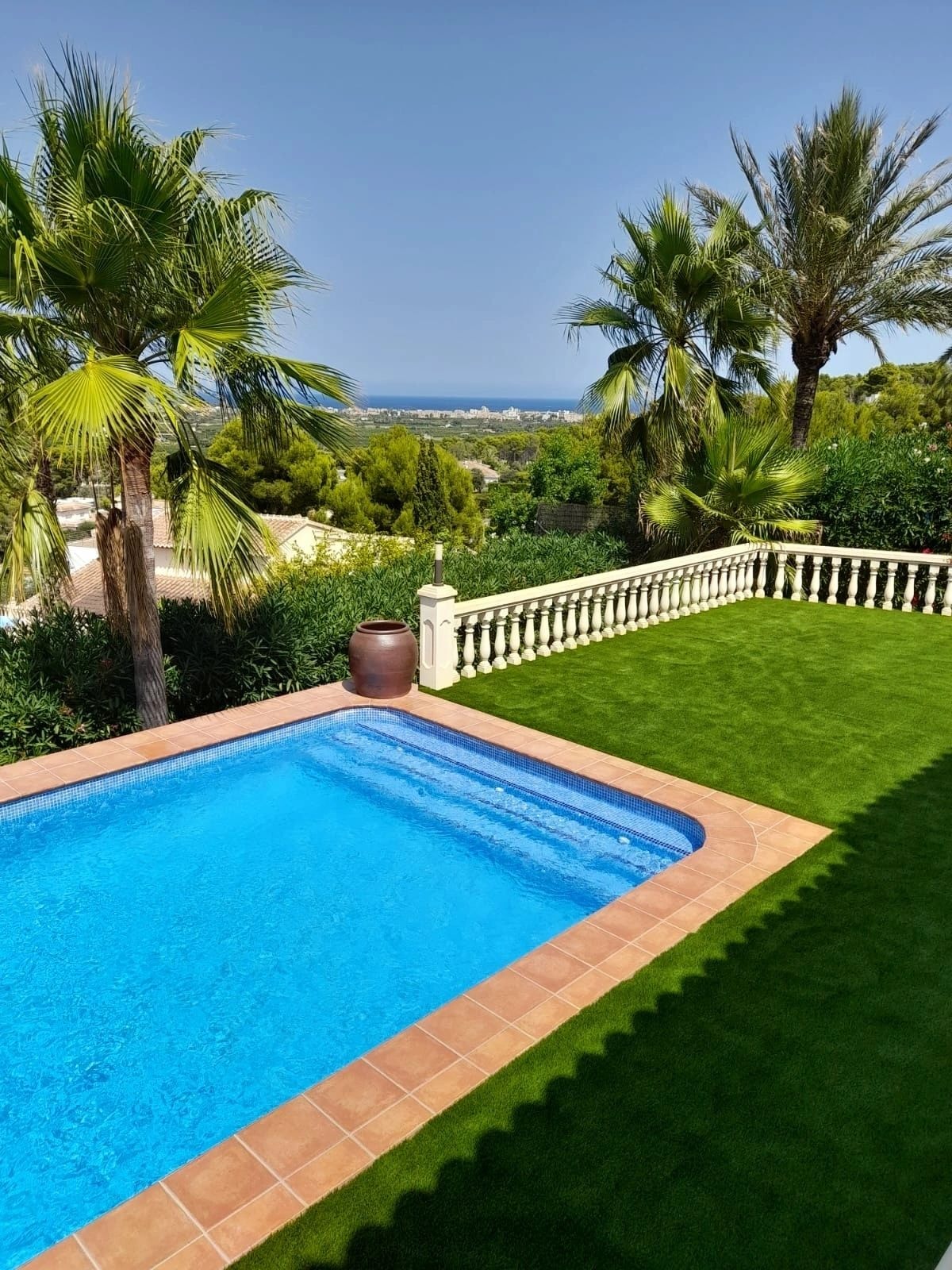 Artificial Grass, Terraces & Balconies