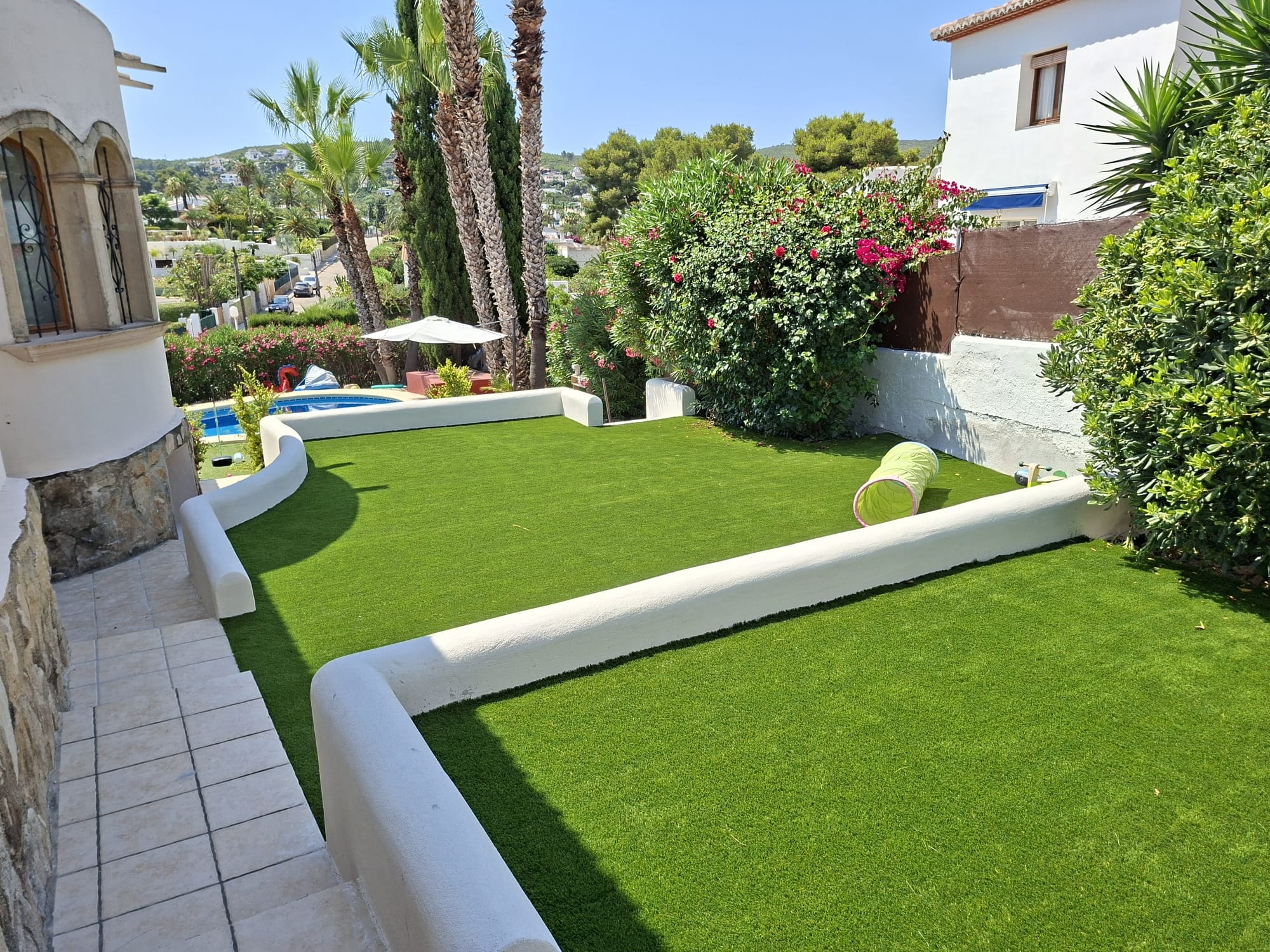 Villa garden with premium artificial grass Costa Blanca Spain